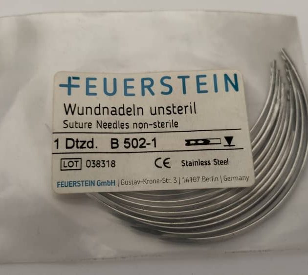 AIGUILLE DE SUTURE PETIT MODEL POUR BOVIN